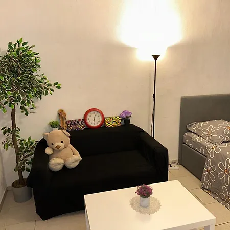 Schoenes Zimmer In Bahnhofsnaehe In Einer Wohnung Mit Grosser Terrasse Gießen Exterior foto