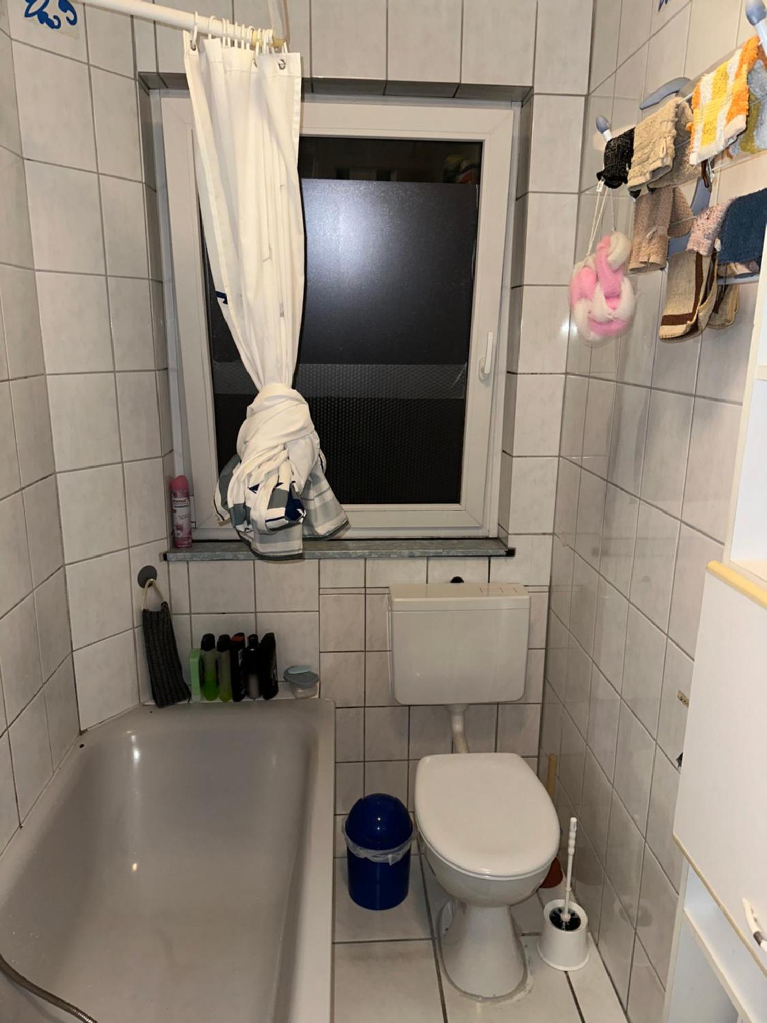 Schoenes In Bahnhofsnaehe In Einer Mit Grosser Terrasse Giessen